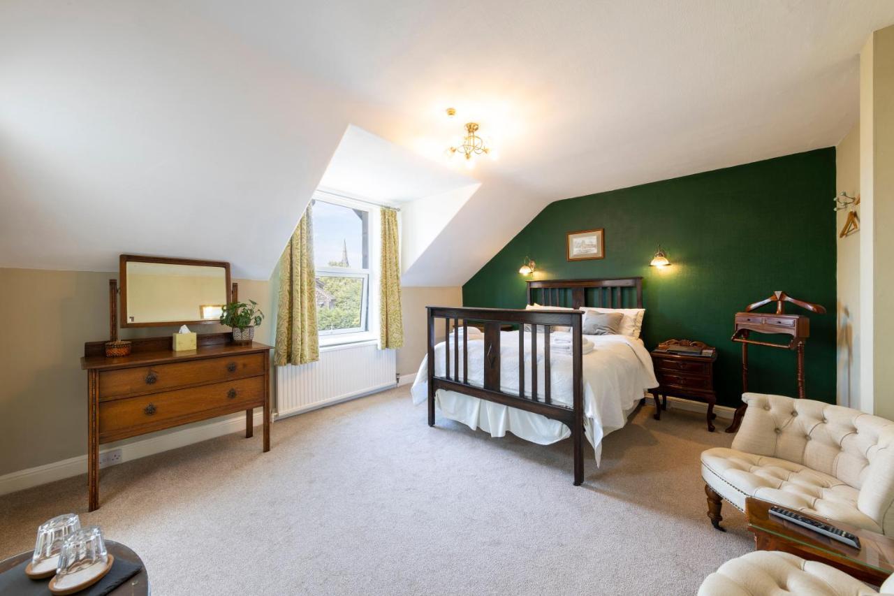 Wynnstay House Harrogate Buitenkant foto